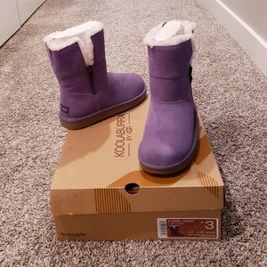 Koolaburra UGG Aribel Short Boots, Montana Grape Purple, Kids Girls Shoes 3